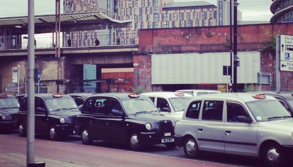 Stuck in Analogue: Uber Makes (The) Knowledge Redundant